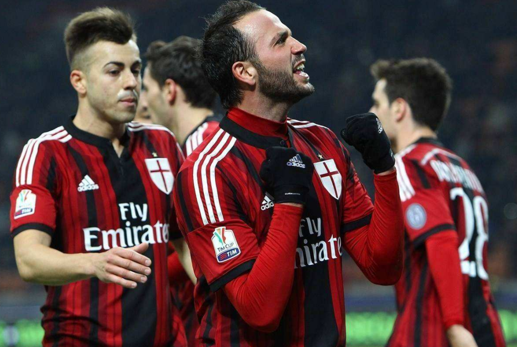  那不勒斯防线失误频出主场惨遭萨索洛逼平  