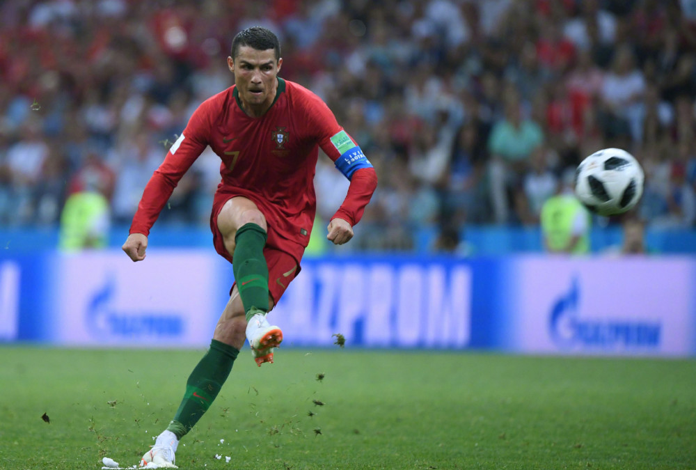  桑乔租借多特首秀，助攻帽子戏法惊艳  