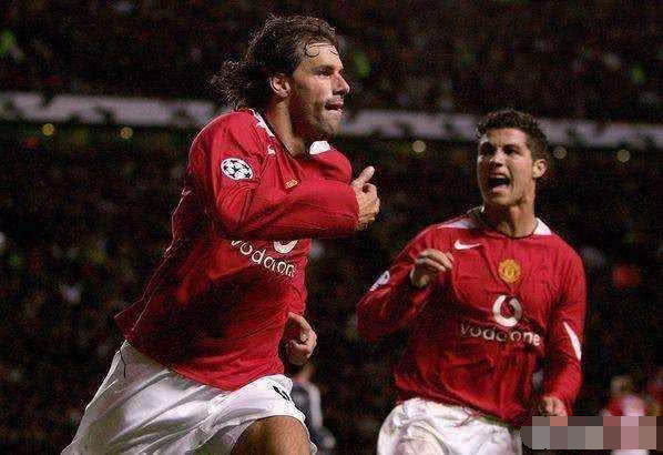  曼联青训小将首次亮相，十八岁新星攻入制胜球  