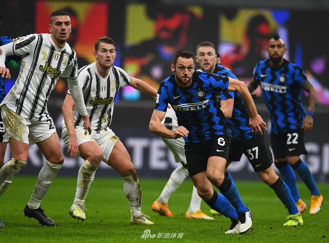  国际米兰防线失误不敌弱旅  