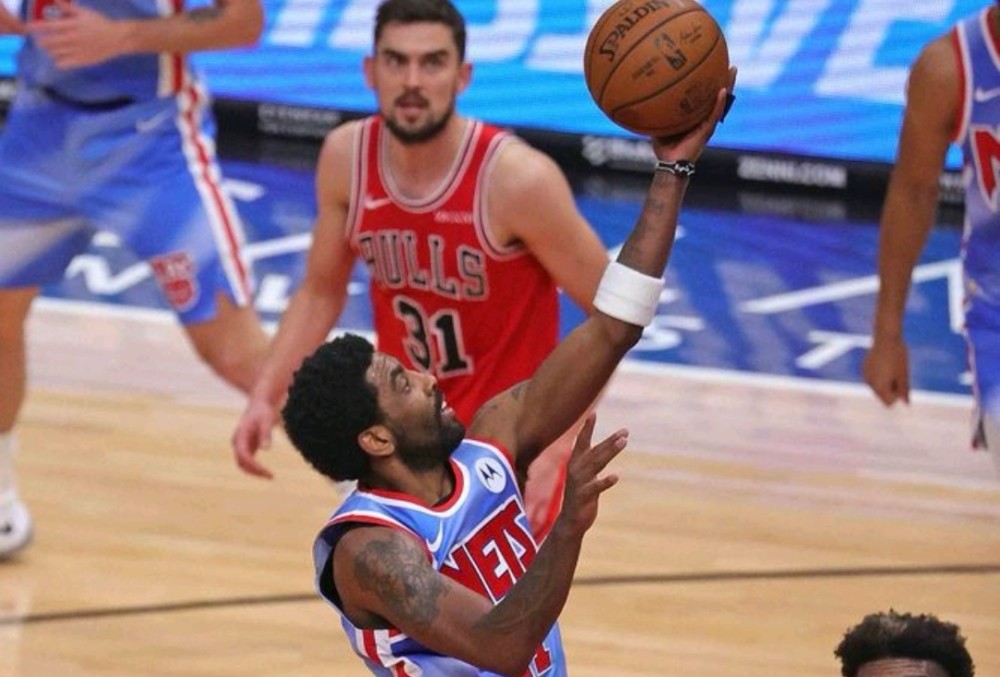  杜兰特复出篮网终结公牛七连胜  